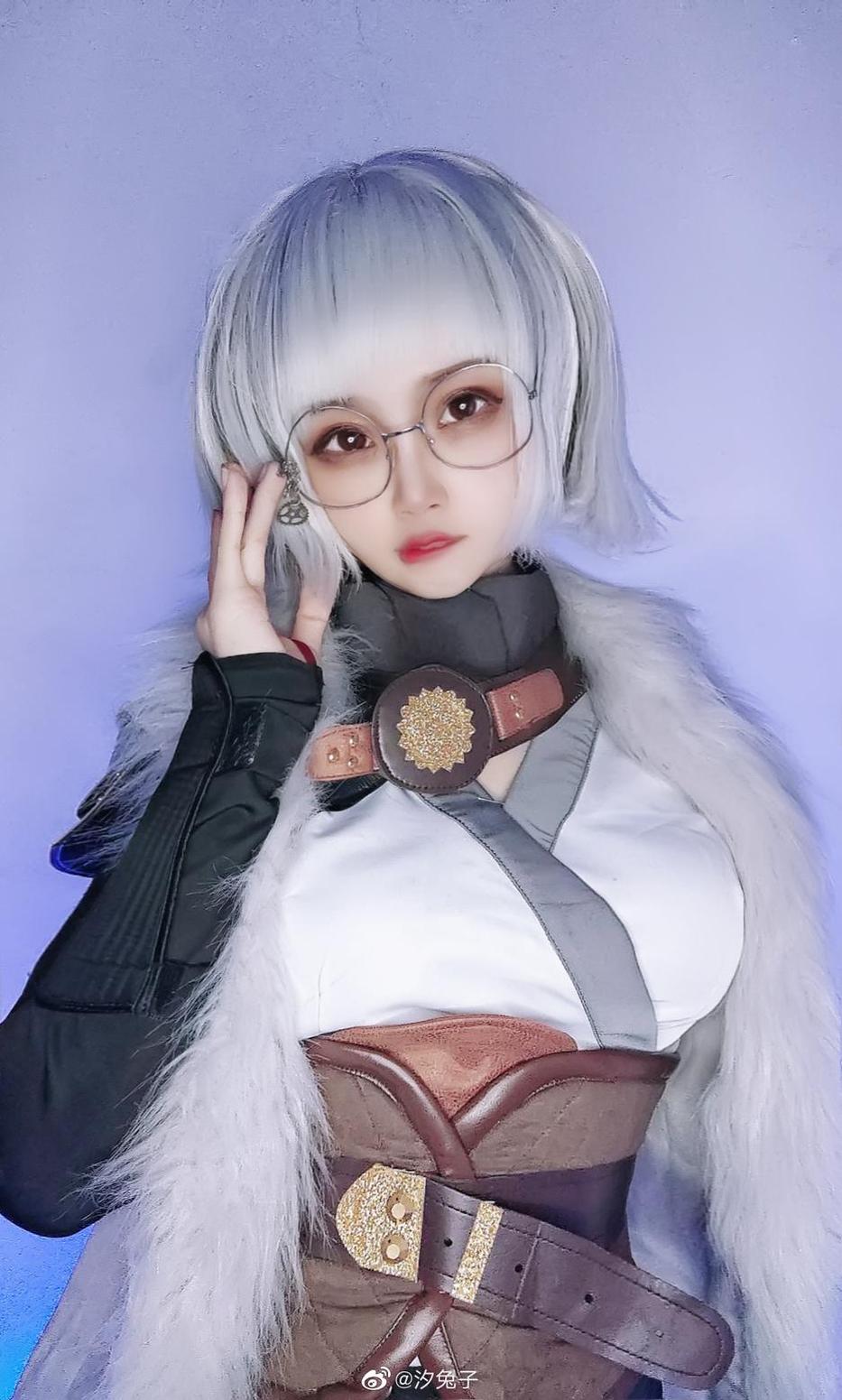 用手机登录吃瓜黑料不打烊的app，随时随地查看网站热点
